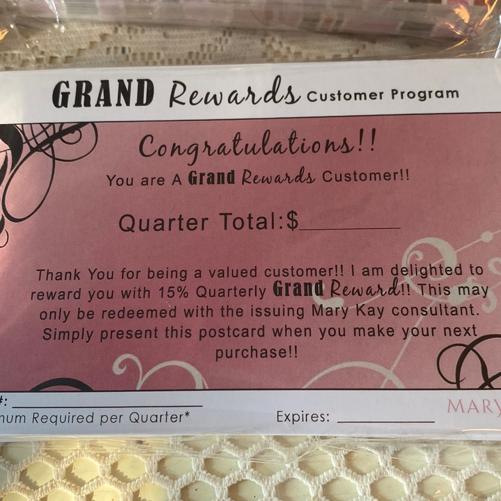 New pack Mary Kay 70 mailing post cards Rewards Program